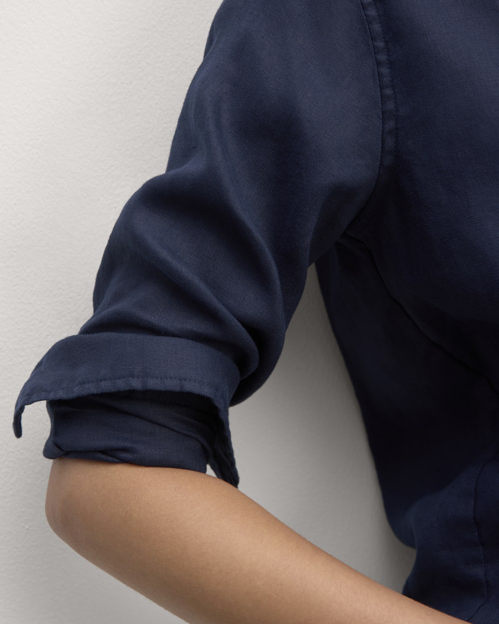The Must-Have Shirt in Linen | Navy