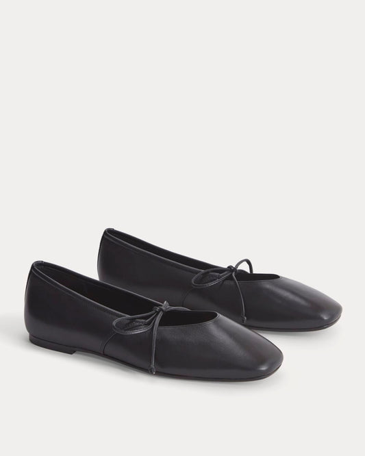 Leather Keyhole Flat | Black