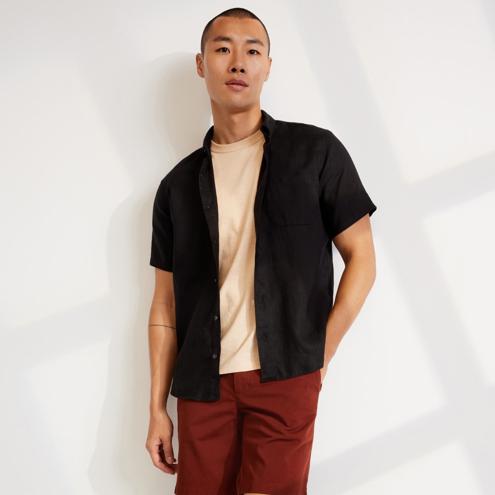 The Classic Short-Sleeve Shirt in Linen | Black