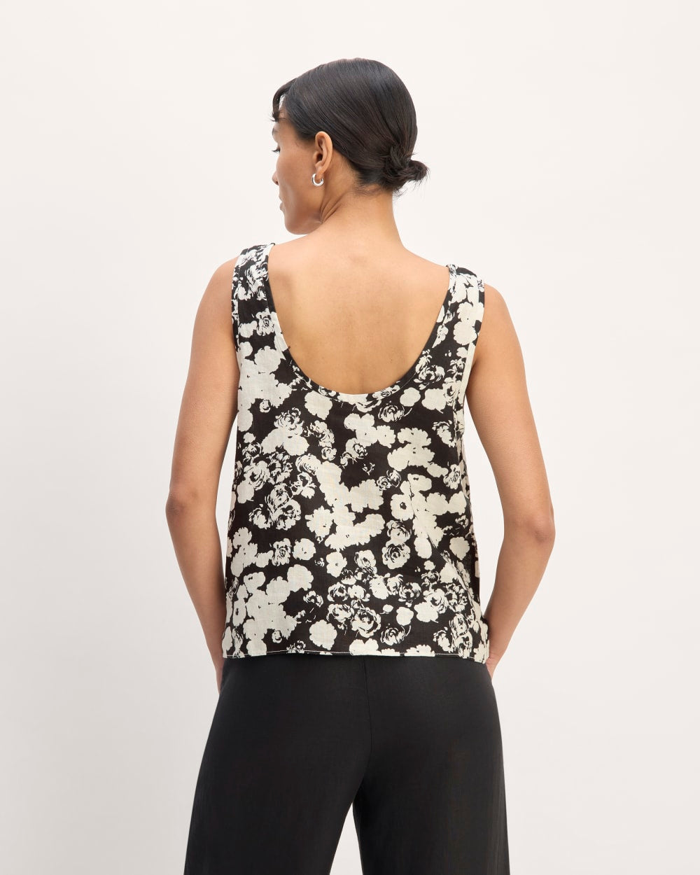 The Scoop Tank in Linen | Black / Bone Floral
