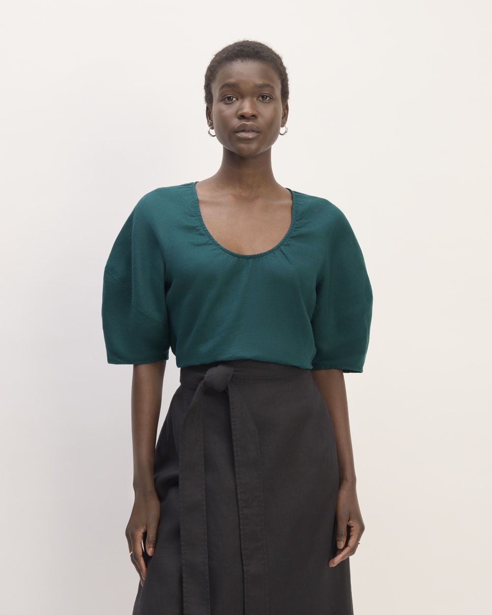 The Scoop Top in Linen | Dark Sea