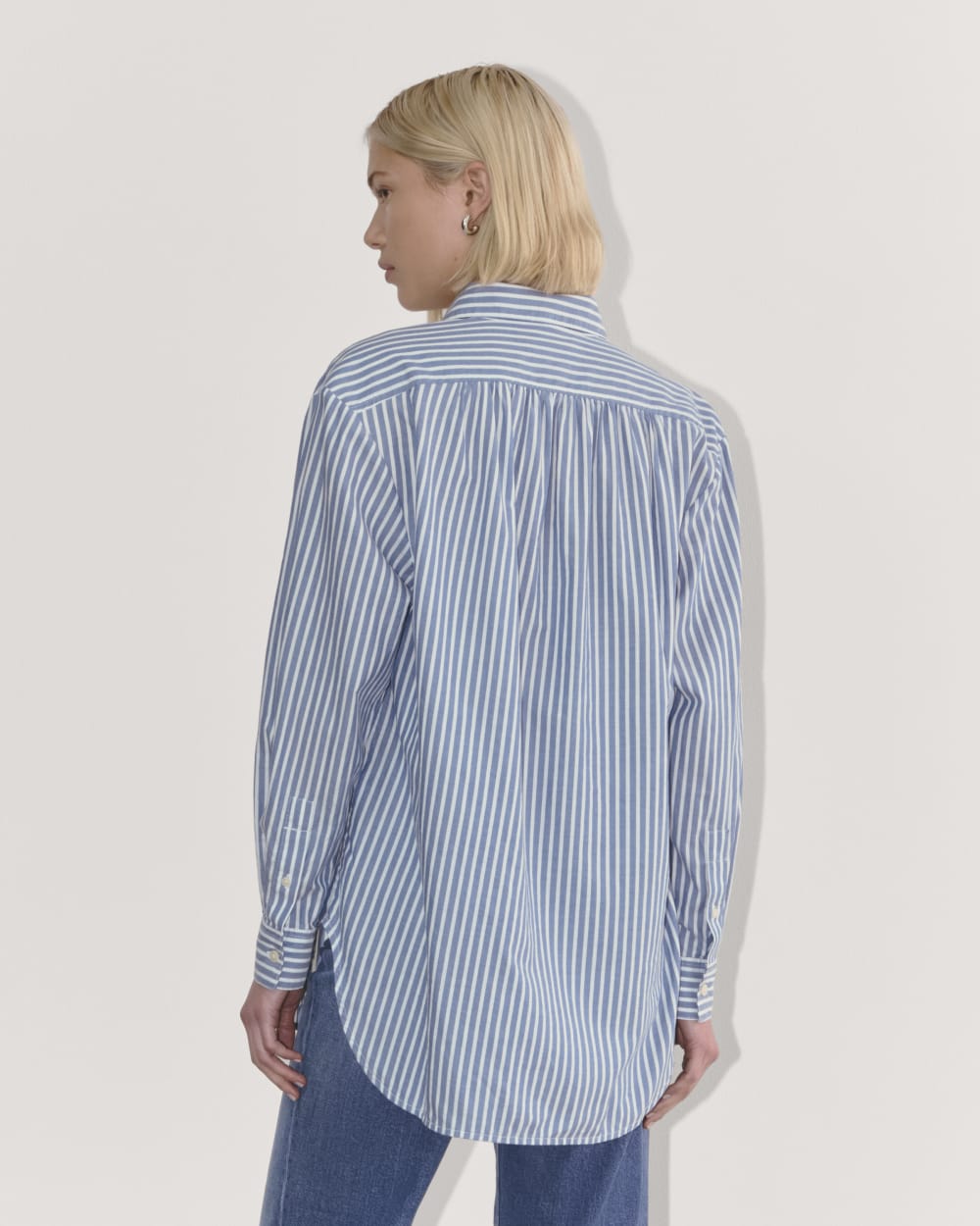 The Gathered Shirt in Silky Cotton | Bone / Mazarine Blue