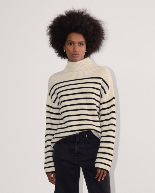 The Fisherman Turtleneck in Wool Cashmere | Bone / Black