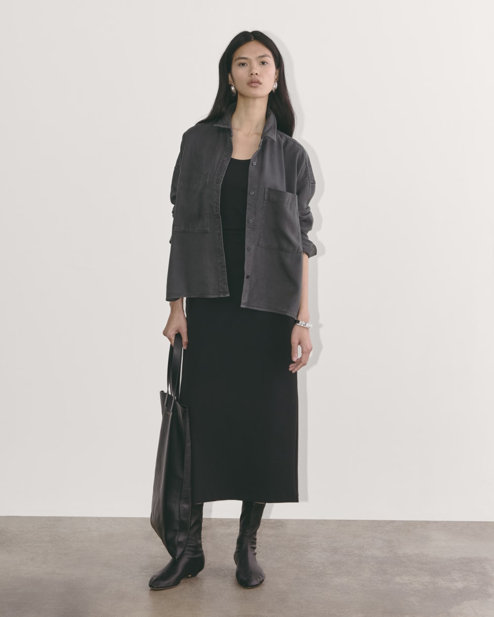 The Boxy Overshirt in Buttersoft | Graphite