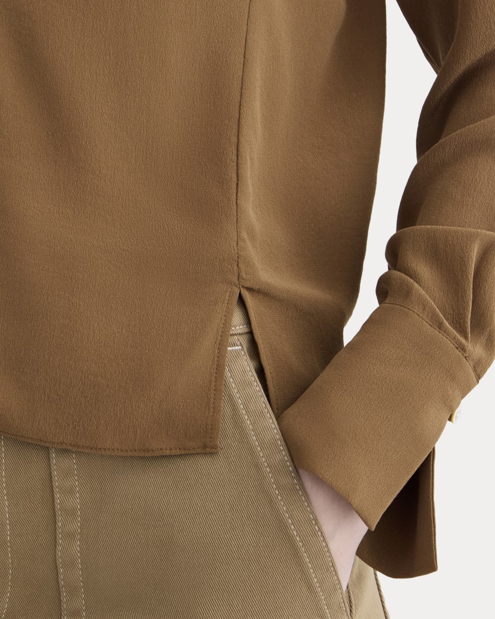 The V-Neck Blouse in Washable Silk | Toffee