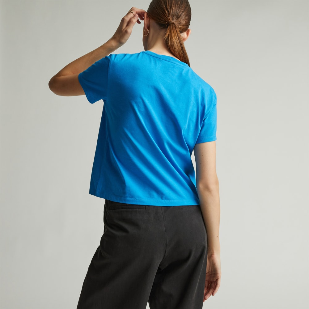 The Box-Cut Tee in Essential Cotton | Brilliant Blue | Pocket