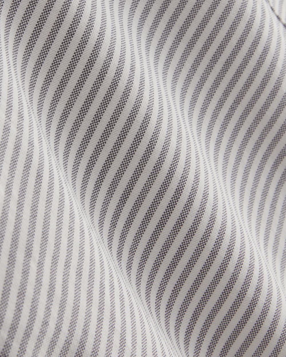 The Short-Sleeve Boxy Oxford | Charcoal / White