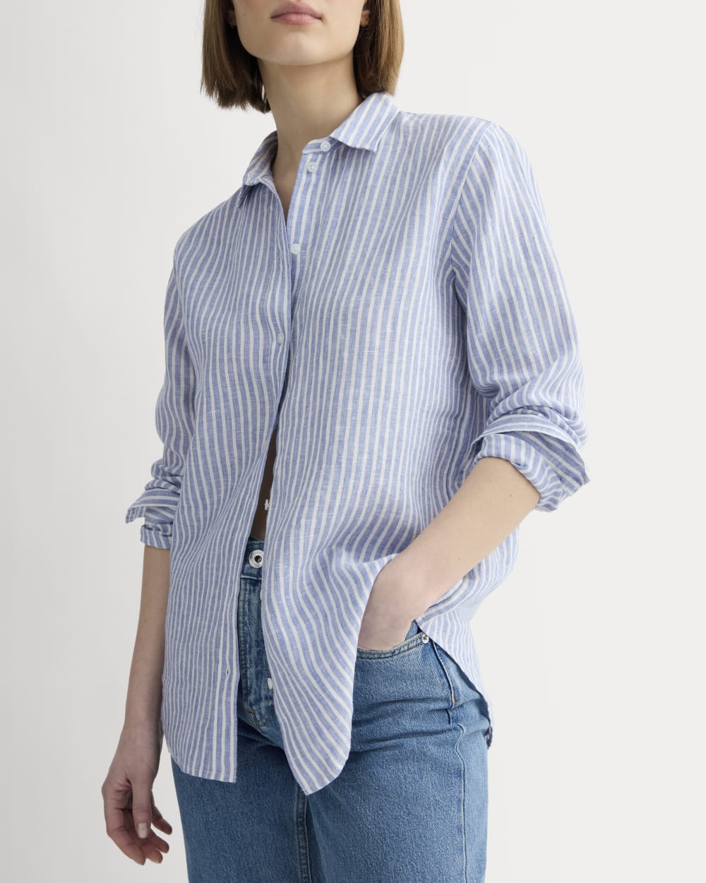 The Must-Have Shirt in Linen | Bluebell / Bone