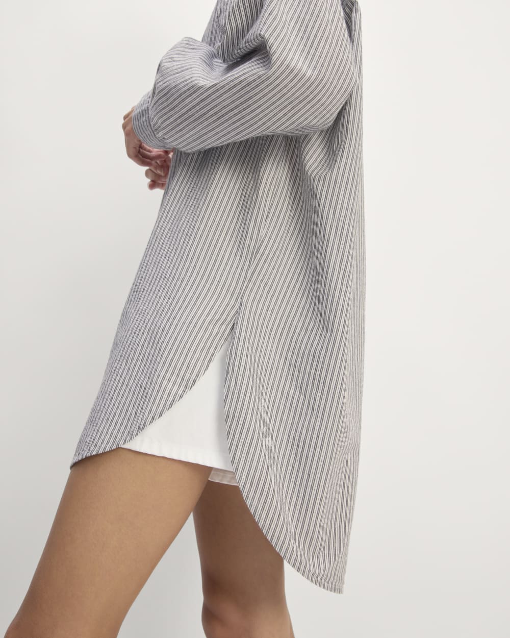 The Gauze Oversized Shirt | White / Black