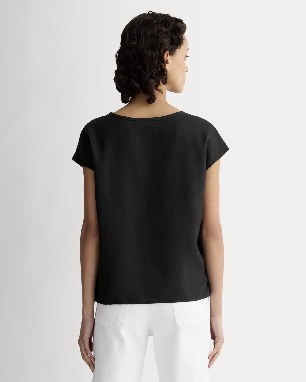 The Muscle Top in Linen | Black