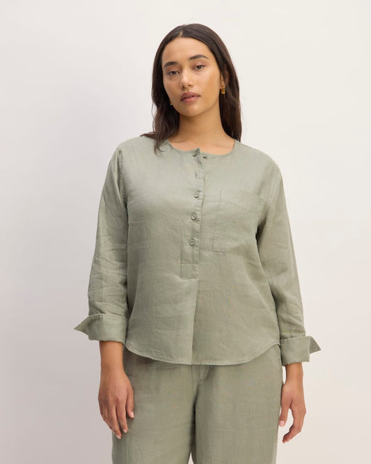 The Popover Shirt in Linen | Sage Green