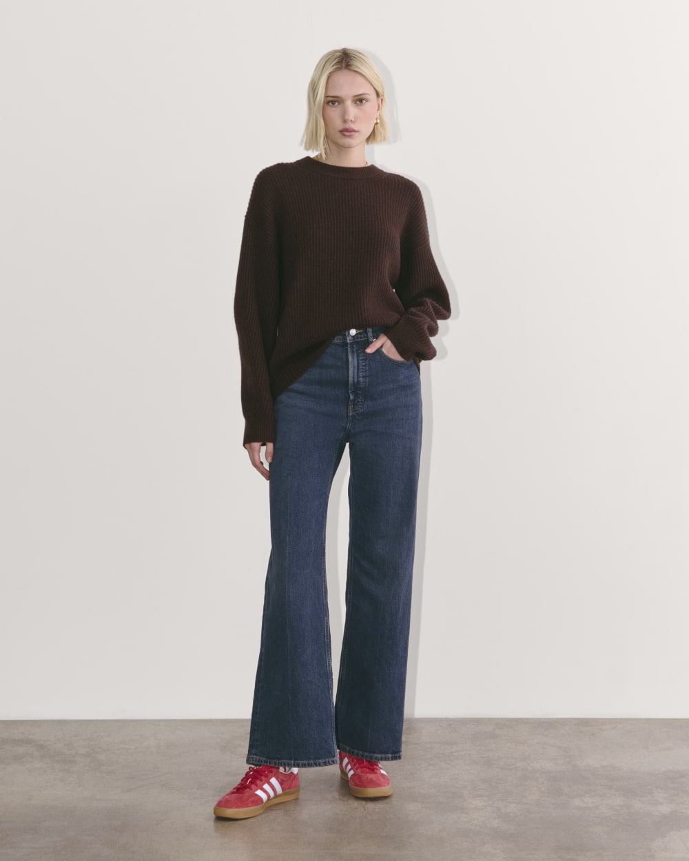 The Cocoon Crew in Wool Cashmere | Americano