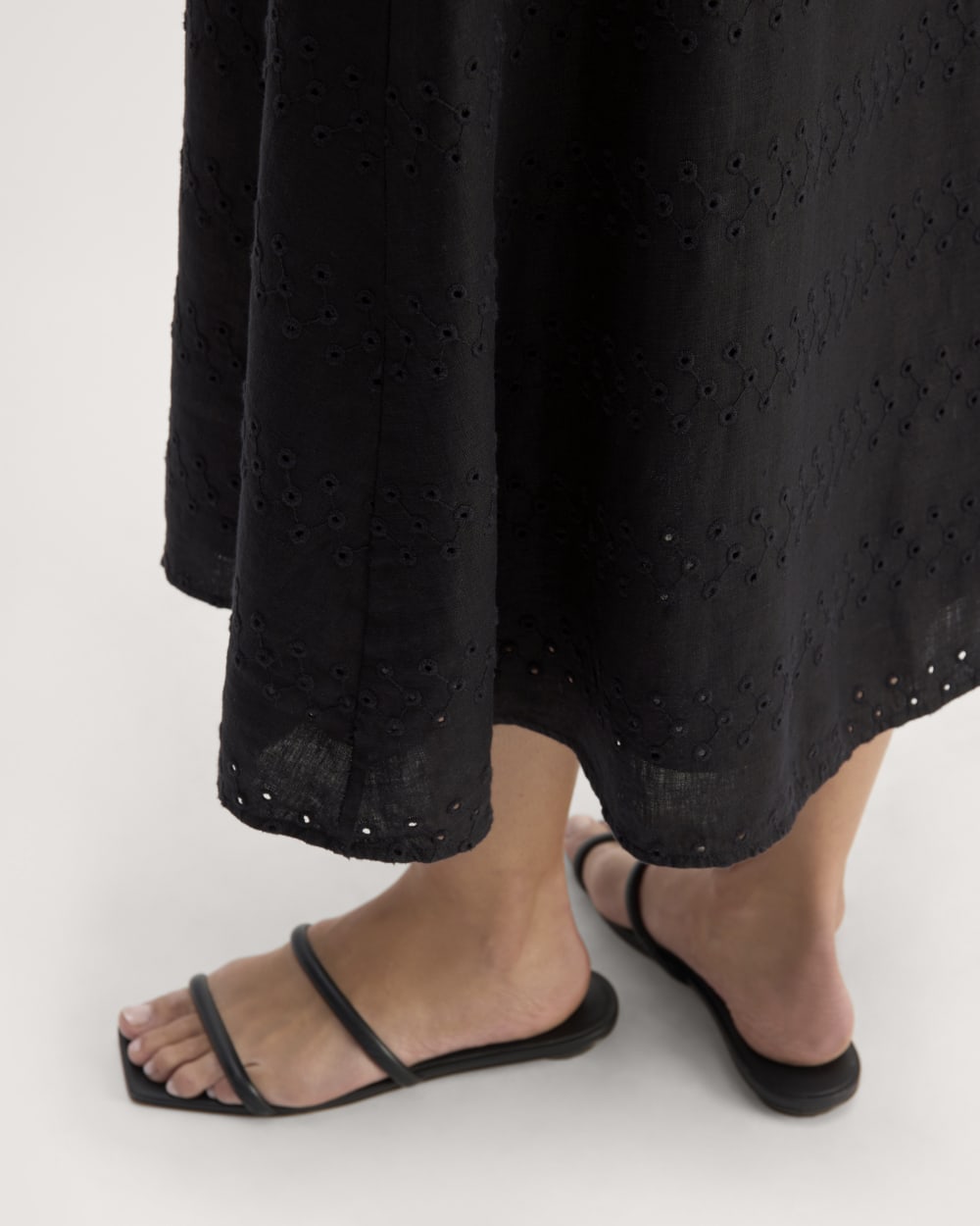 The Linen Eyelet Midi Skirt | Black Eyelet