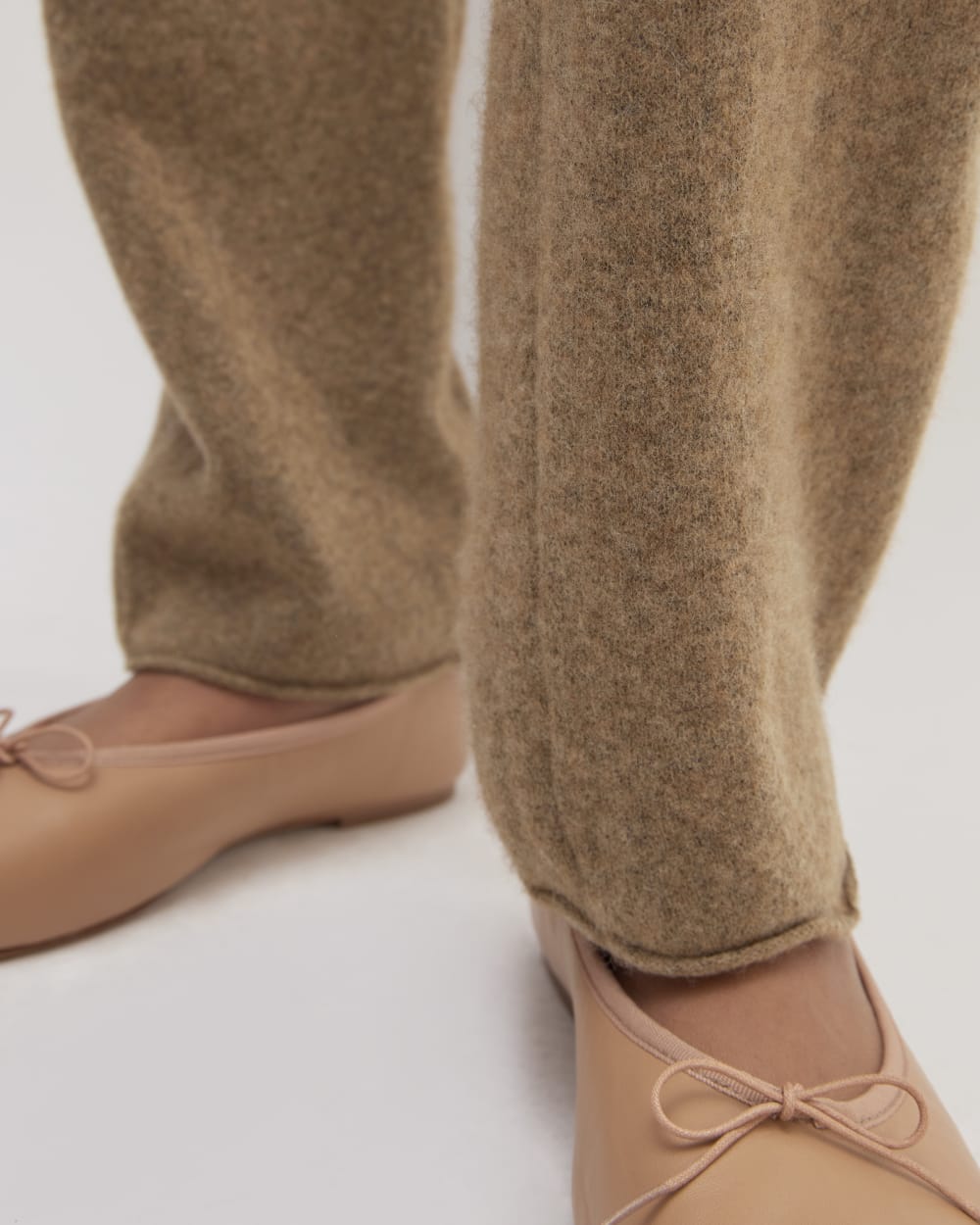 The Cozy-Stretch Straight-Leg Sweatpant | Heathered Toasted Coconut