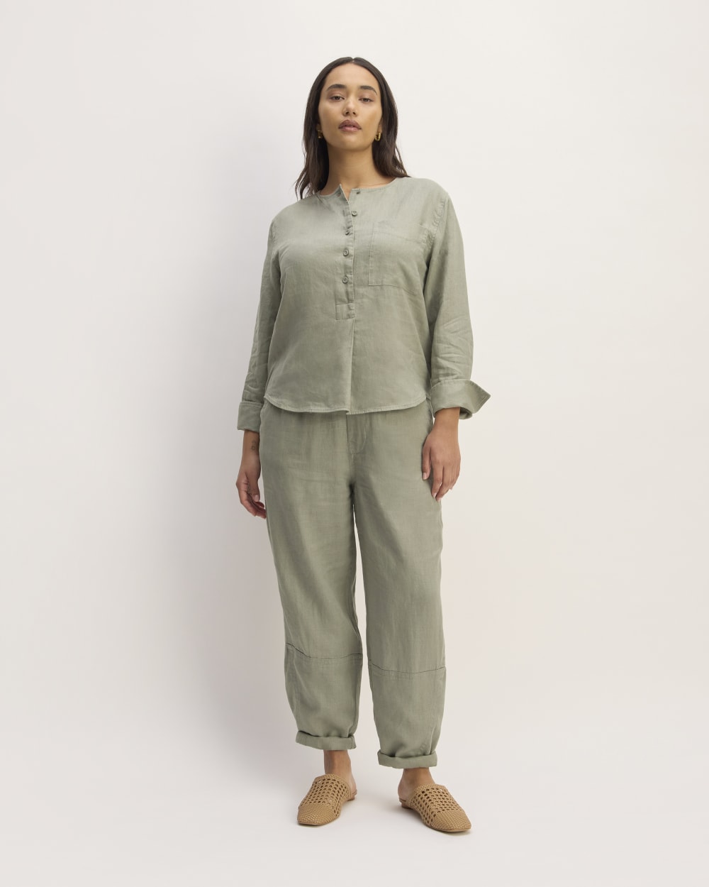 The Popover Shirt in Linen | Sage Green