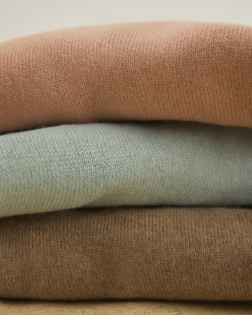 The Classic Crew in Cashmere | Blush Pink