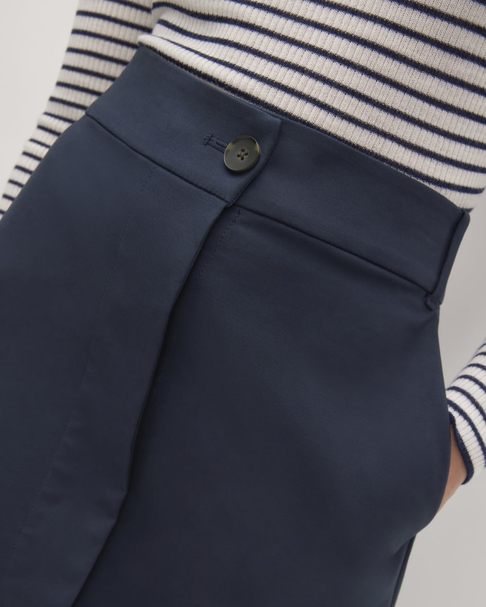 The Structured Cotton A-Line Skirt | Navy