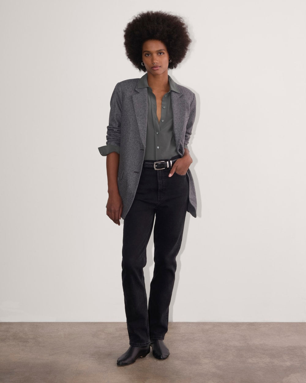 The Must-Have Shirt in Washable Silk | Graphite