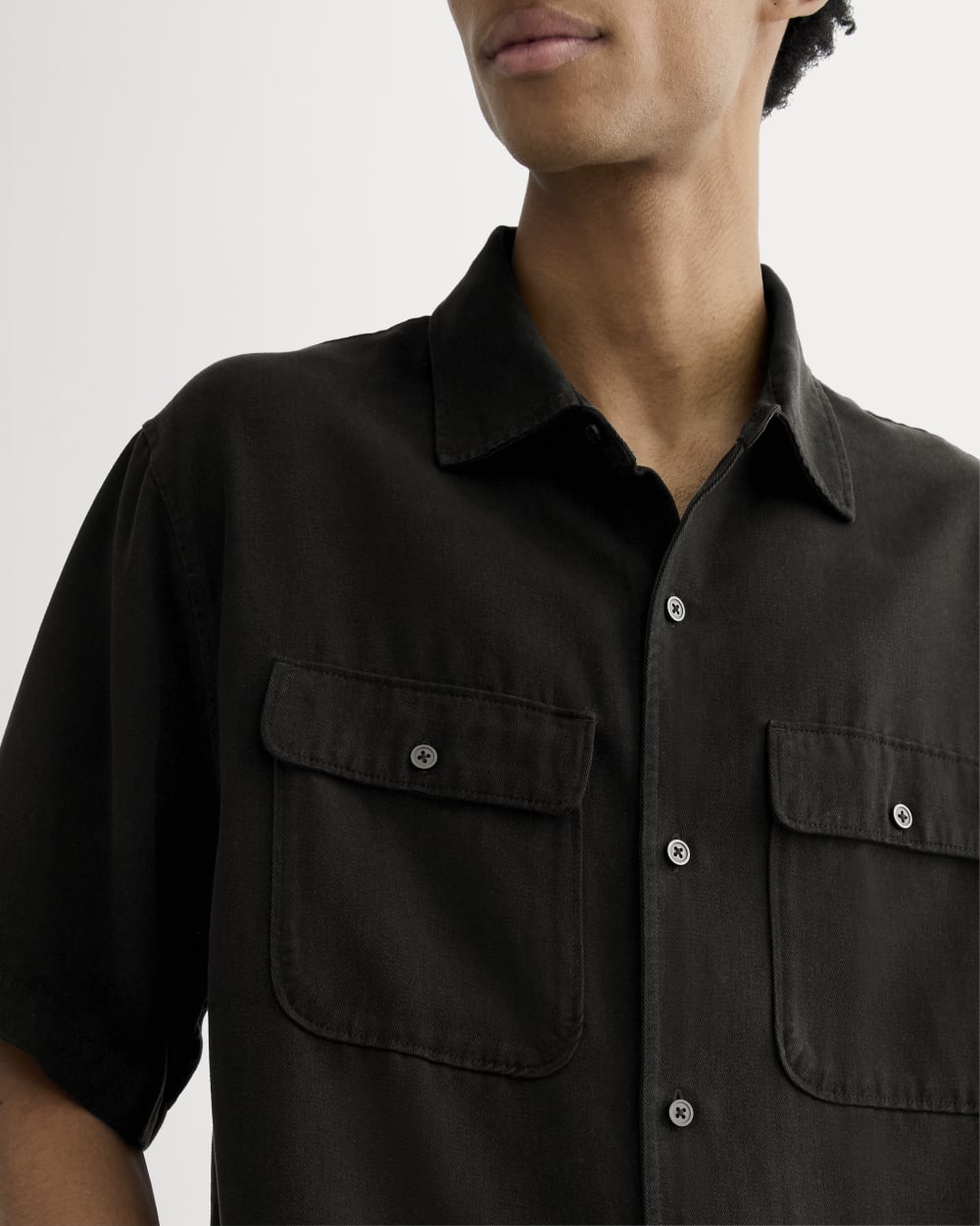 The Relaxed Utility Shirt in Buttersoft | Black