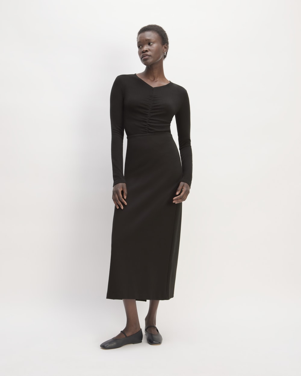 The Ruched V-Neck Tee in Butterluxe | Black