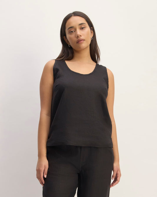 The Scoop Tank in Linen | Black