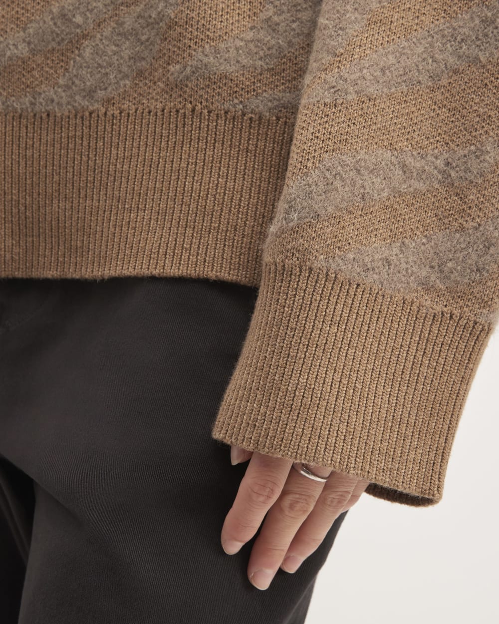 The Alpaca Tiger Jacquard Crewneck | Camel / Medium Brown