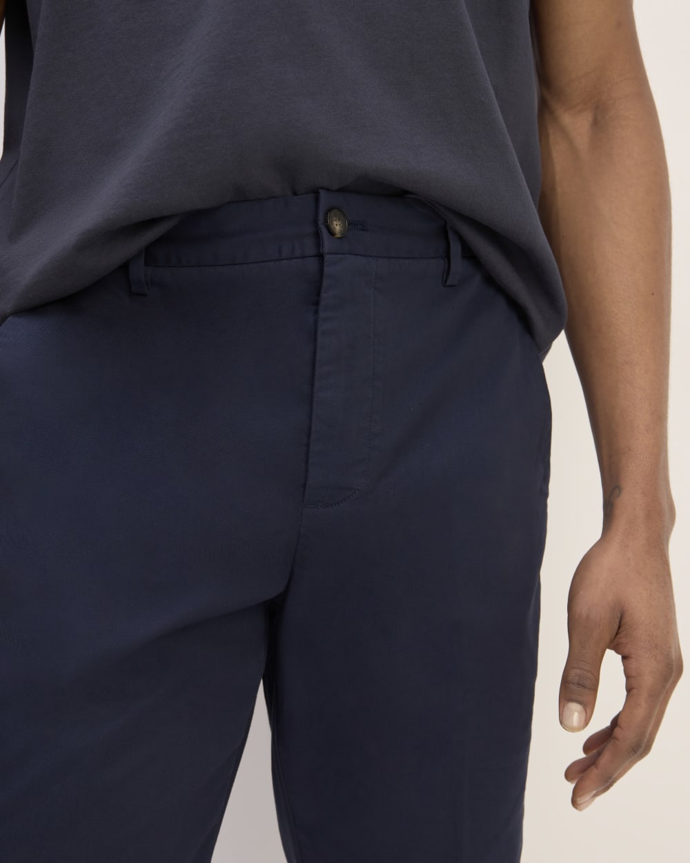 The Relaxed Taper Air Chino | Deep Navy