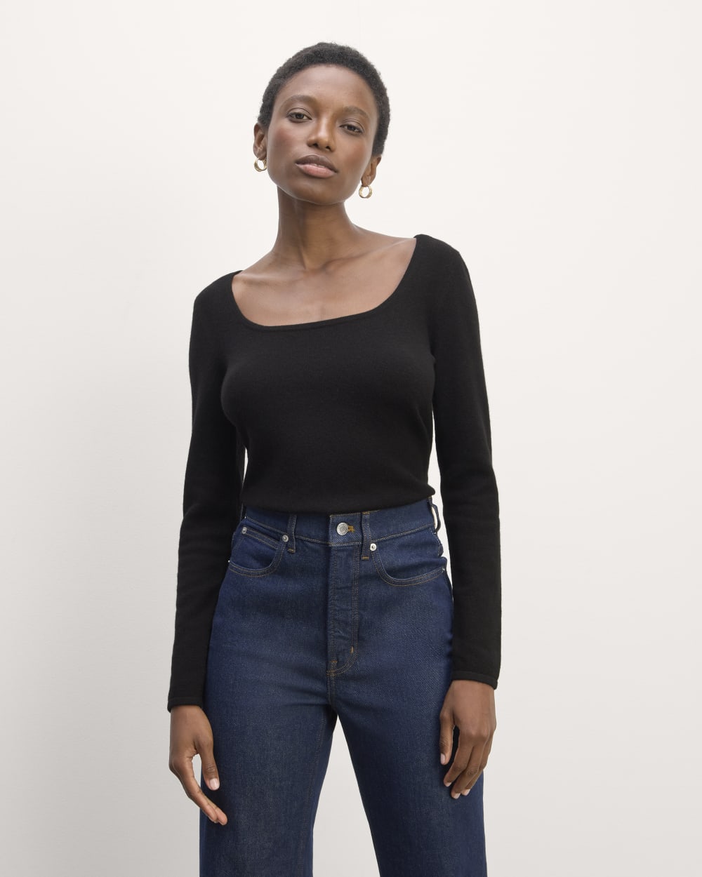 The Square Neck in Cashmere | Black
