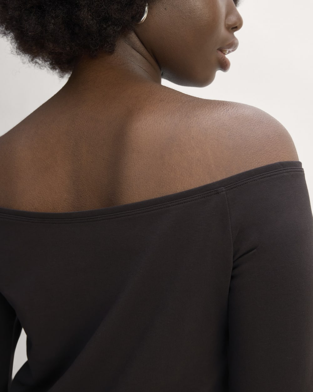 The Form Off-Shoulder Top | Black