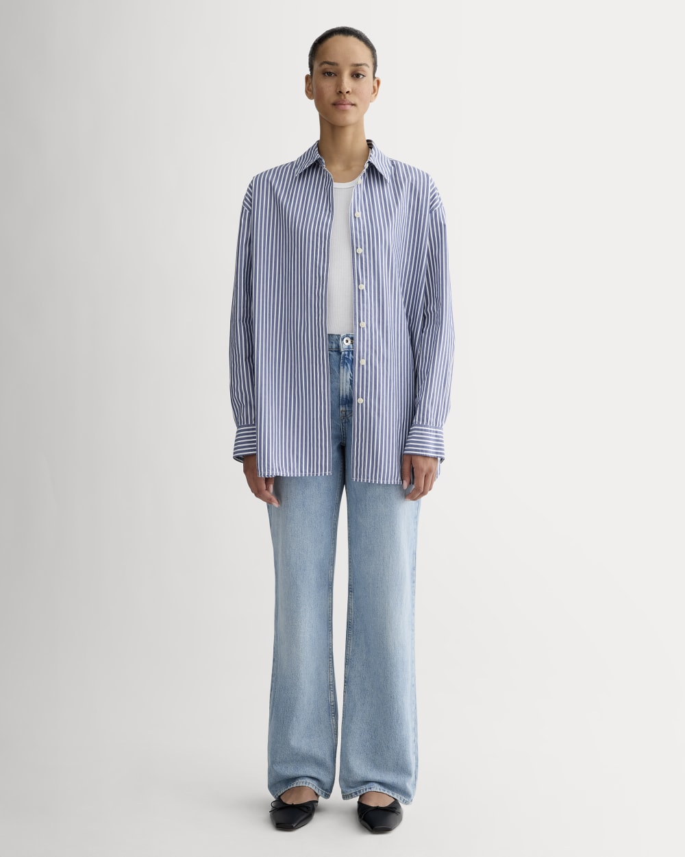 The Boyfriend Shirt in Ultrasoft Cotton | Bone / Mazarine Blue