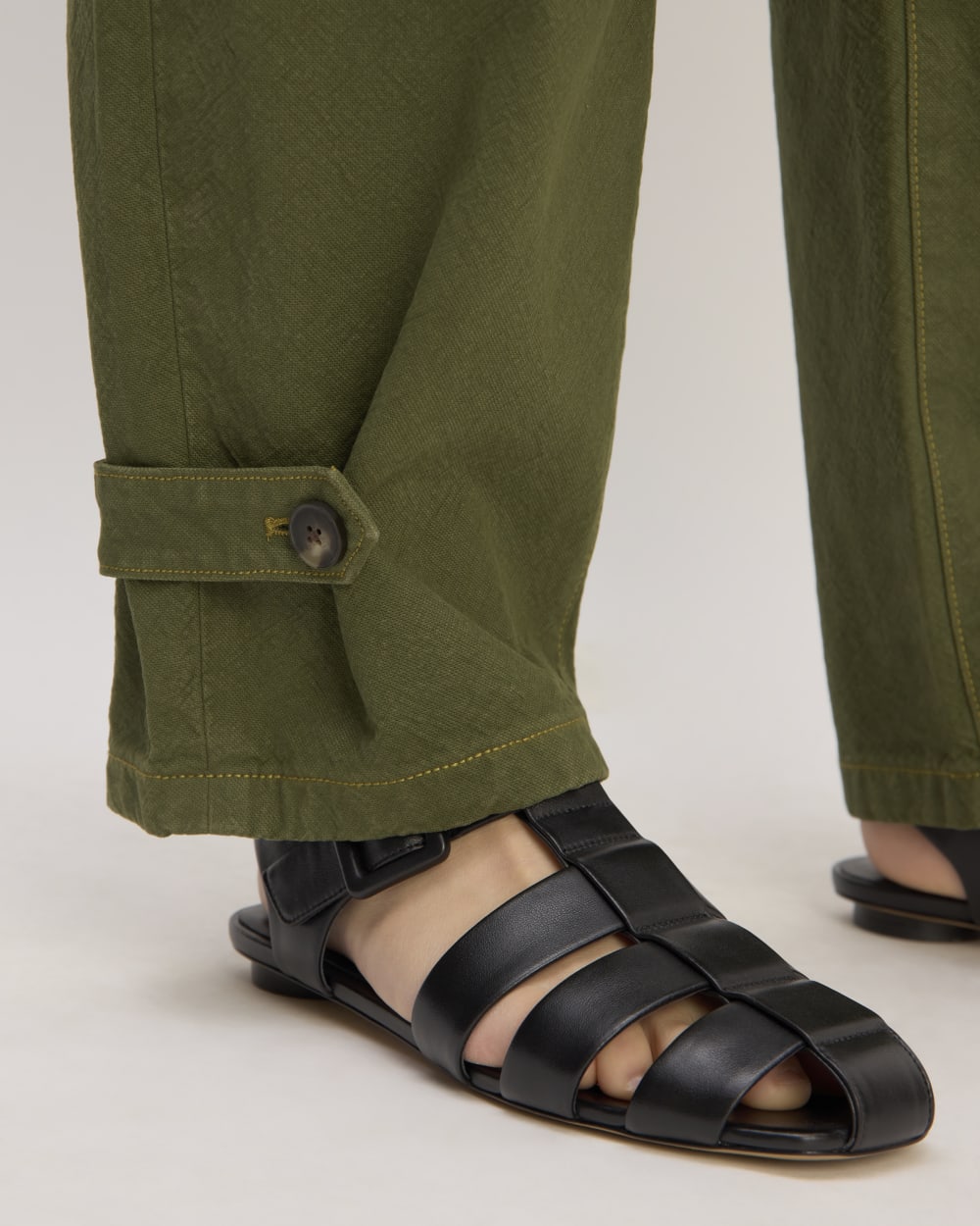 The Everlane x Marques' Almeida Canvas Oversized Barrel Pant | Deep Moss Green