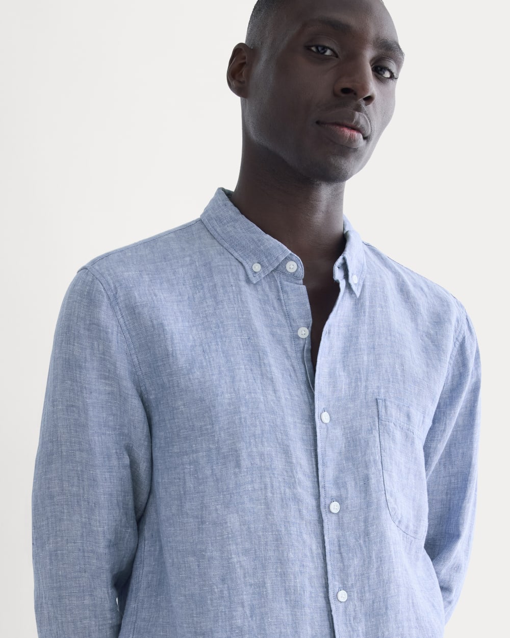 The Classic Shirt in Linen | Chambray