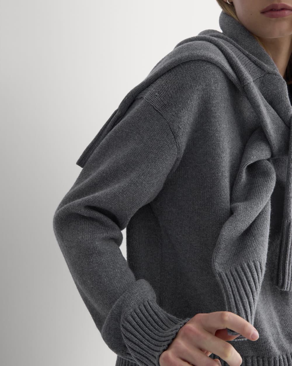 The Boxy Sweater in Everyday Cotton | Heathered Charcoal