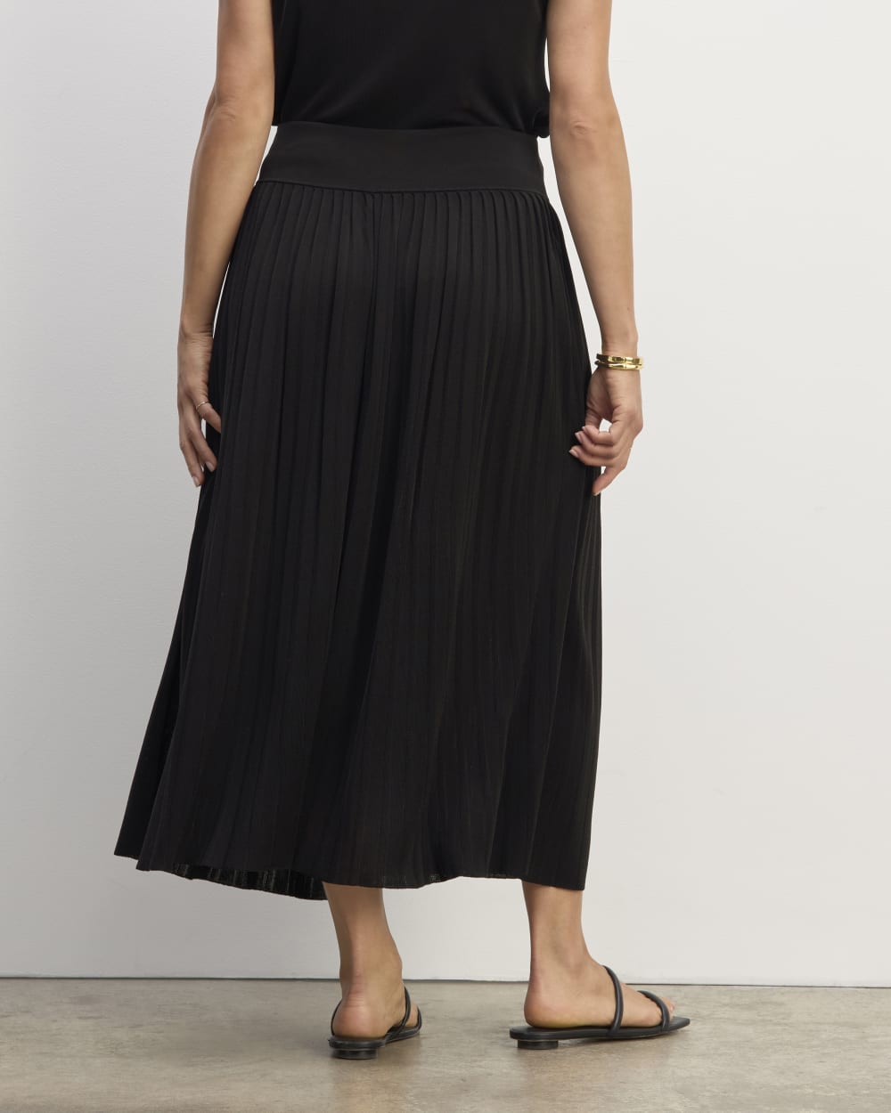 The Pleated Skirt | Black
