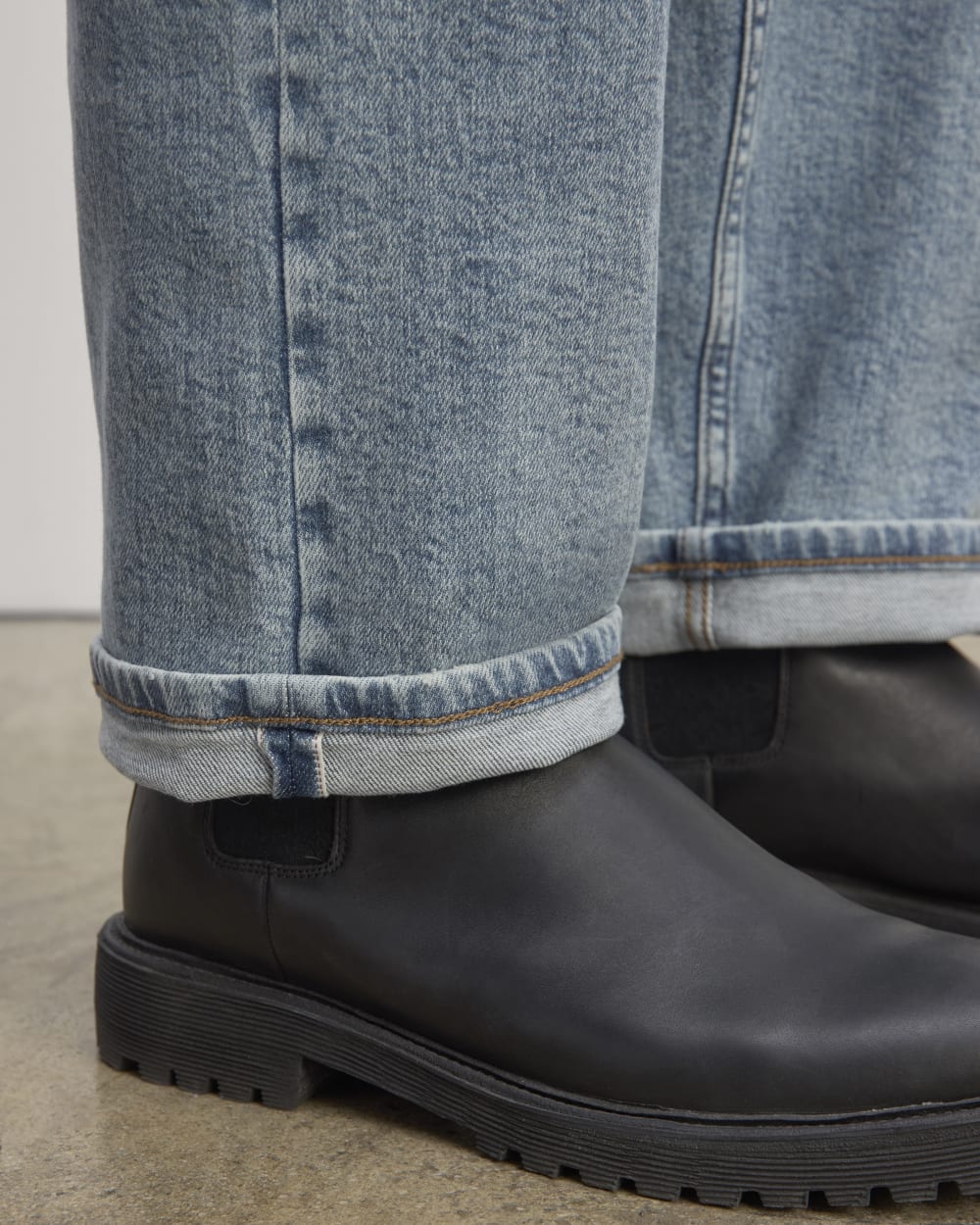 The Selvedge Loose Straight Jean | Longbay