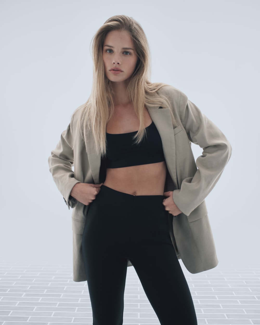 The Invisible Square-Neck Bralette | Black