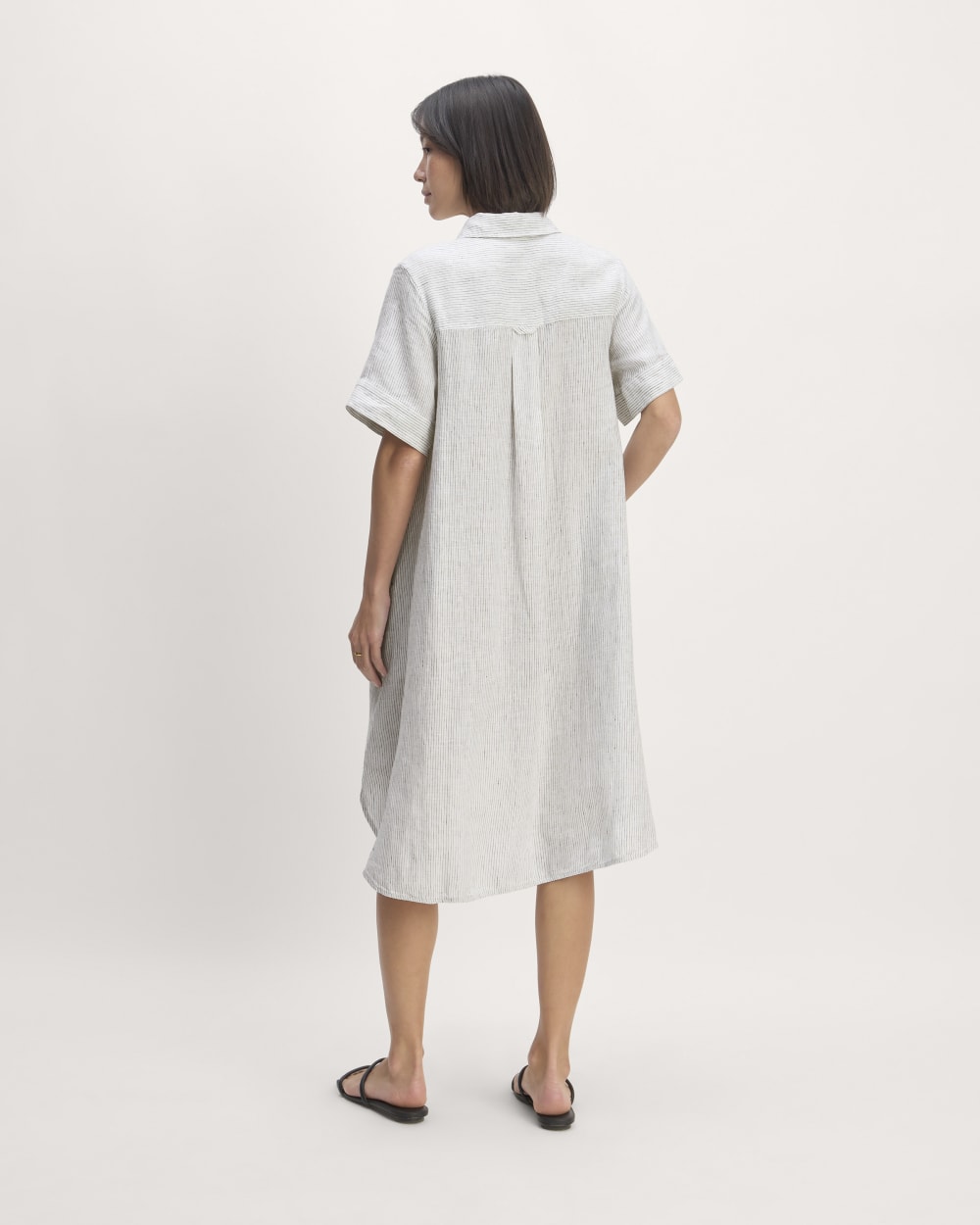 The Daytripper Dress in Linen | White / Black