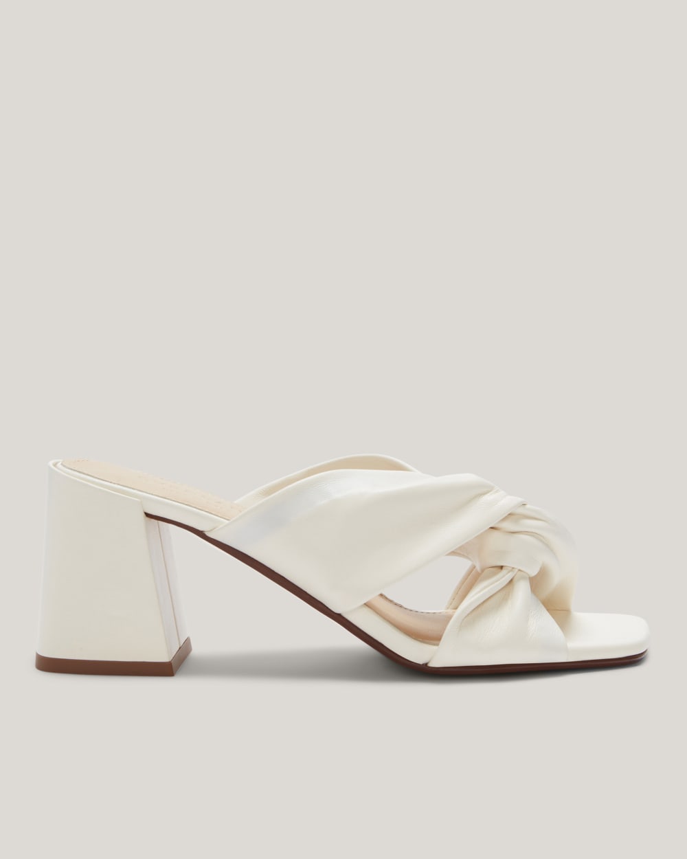 The Day Twist Heel | Canvas