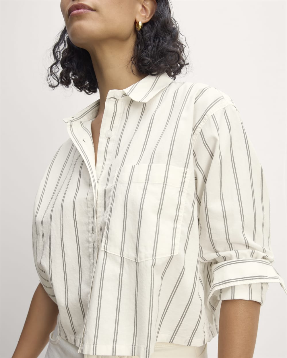 The Way-Short Shirt in Silky Cotton | Bone / Black