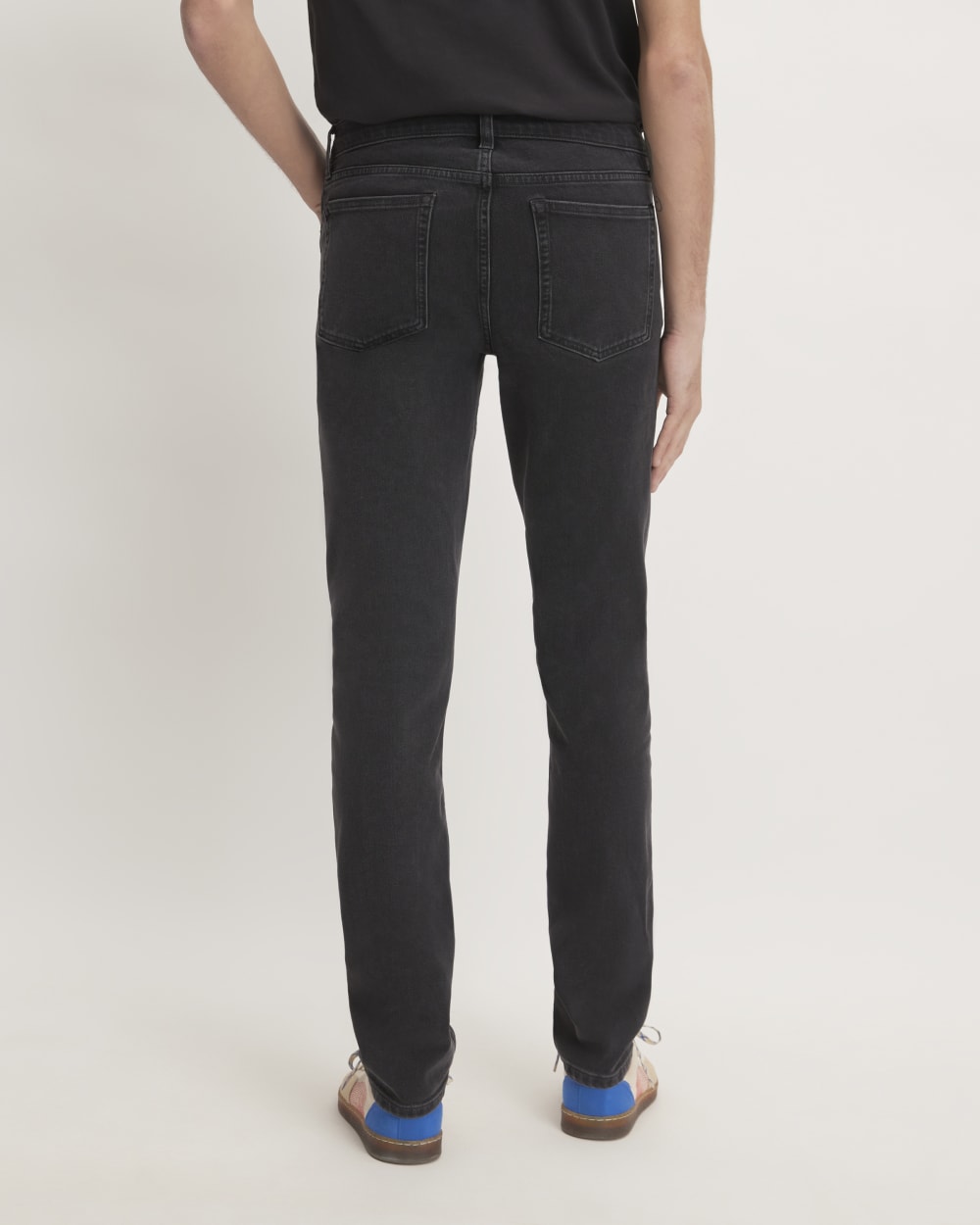 The Slim 4-Way Stretch Organic Jean | Uniform  | Washed Black