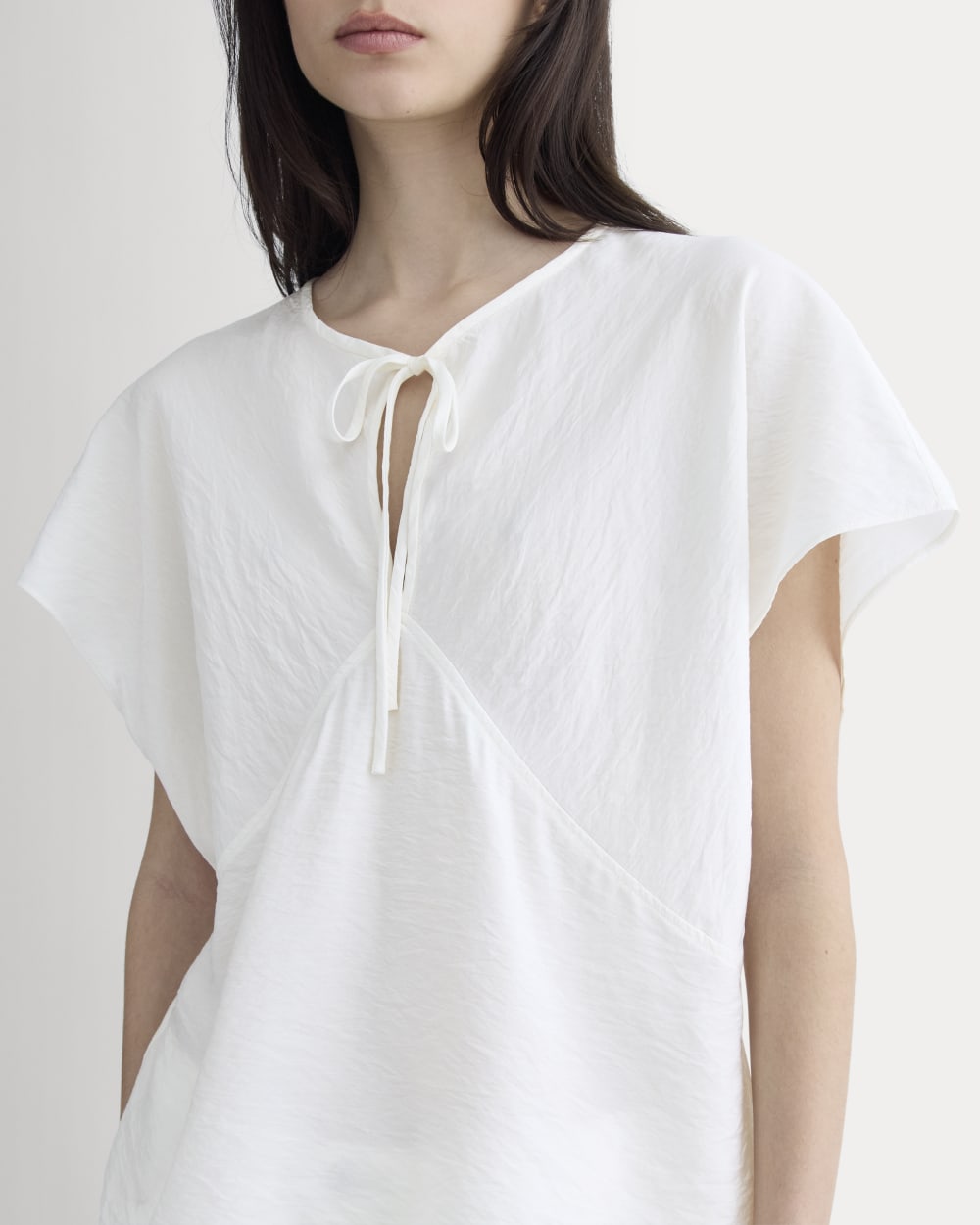 The Keyhole Top | Bone