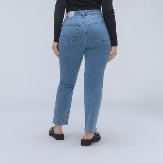 The Cheeky Hourglass Jean | Stone-Washed Sky | 28.5 Inseam