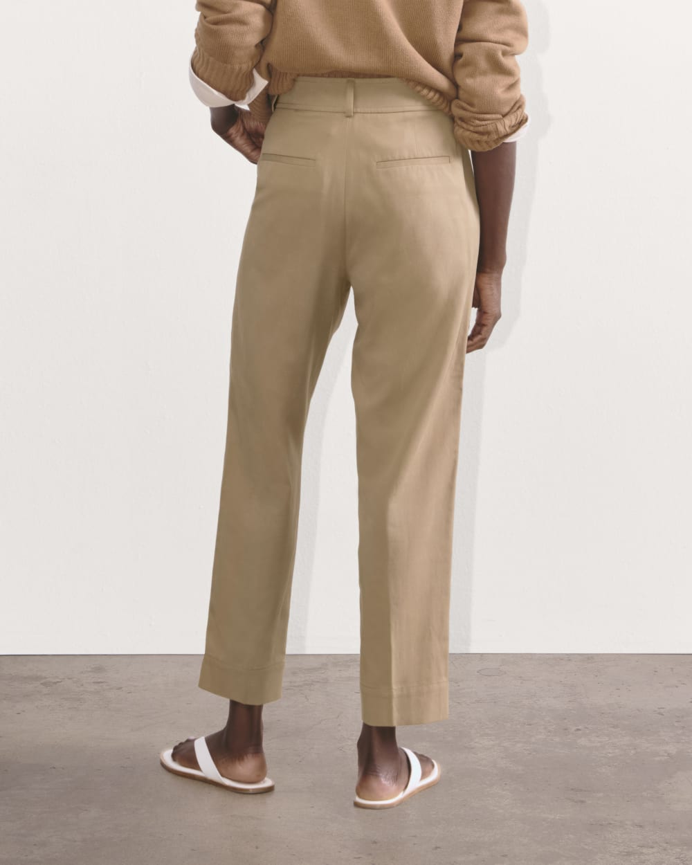 The Draper Tapered Pant in Buttersmooth | Ash Brown
