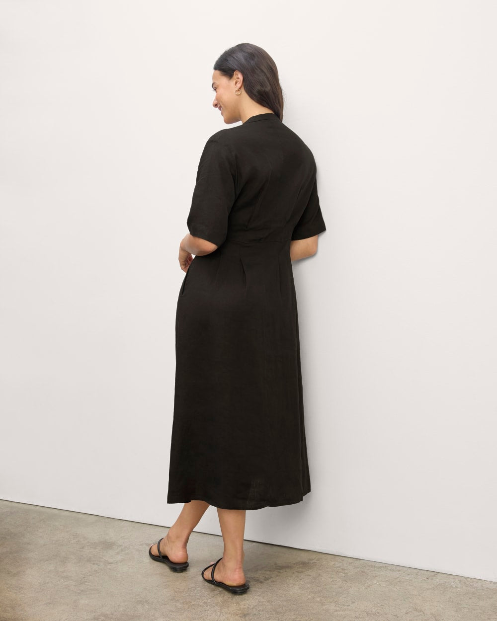 The Frolic Dress in Linen | Black
