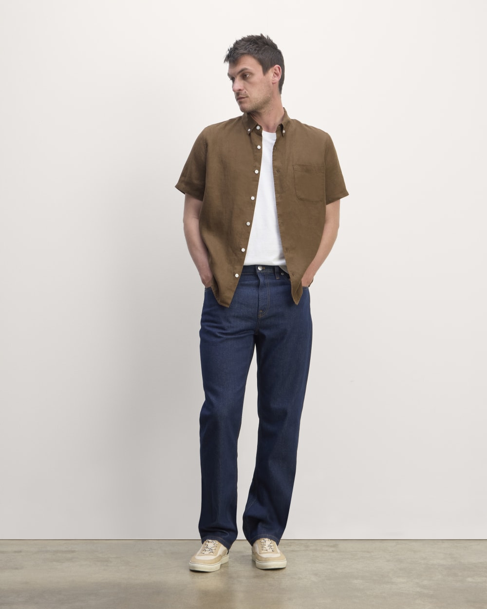 The Classic Short-Sleeve Shirt in Linen | Cocoa