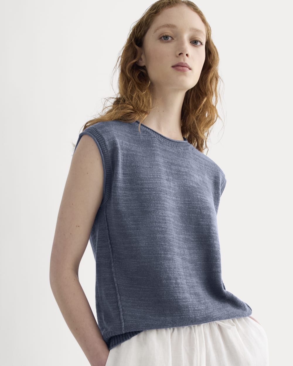 The Muscle Sweater in Cotton Linen | Indigo