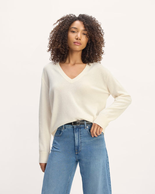 The Classic V in Cashmere | Bone