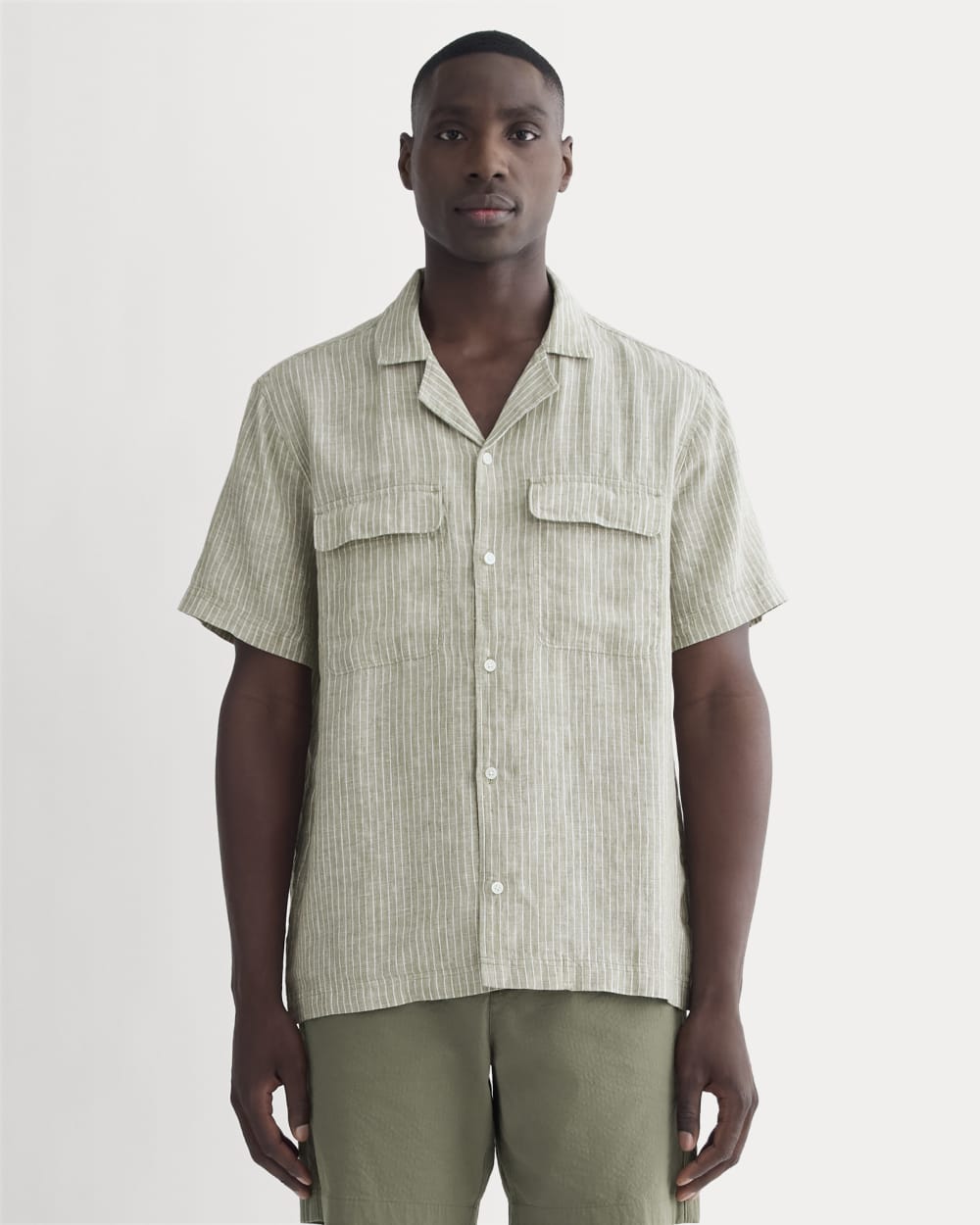 The Resort Shirt in Linen | Oil Green / White