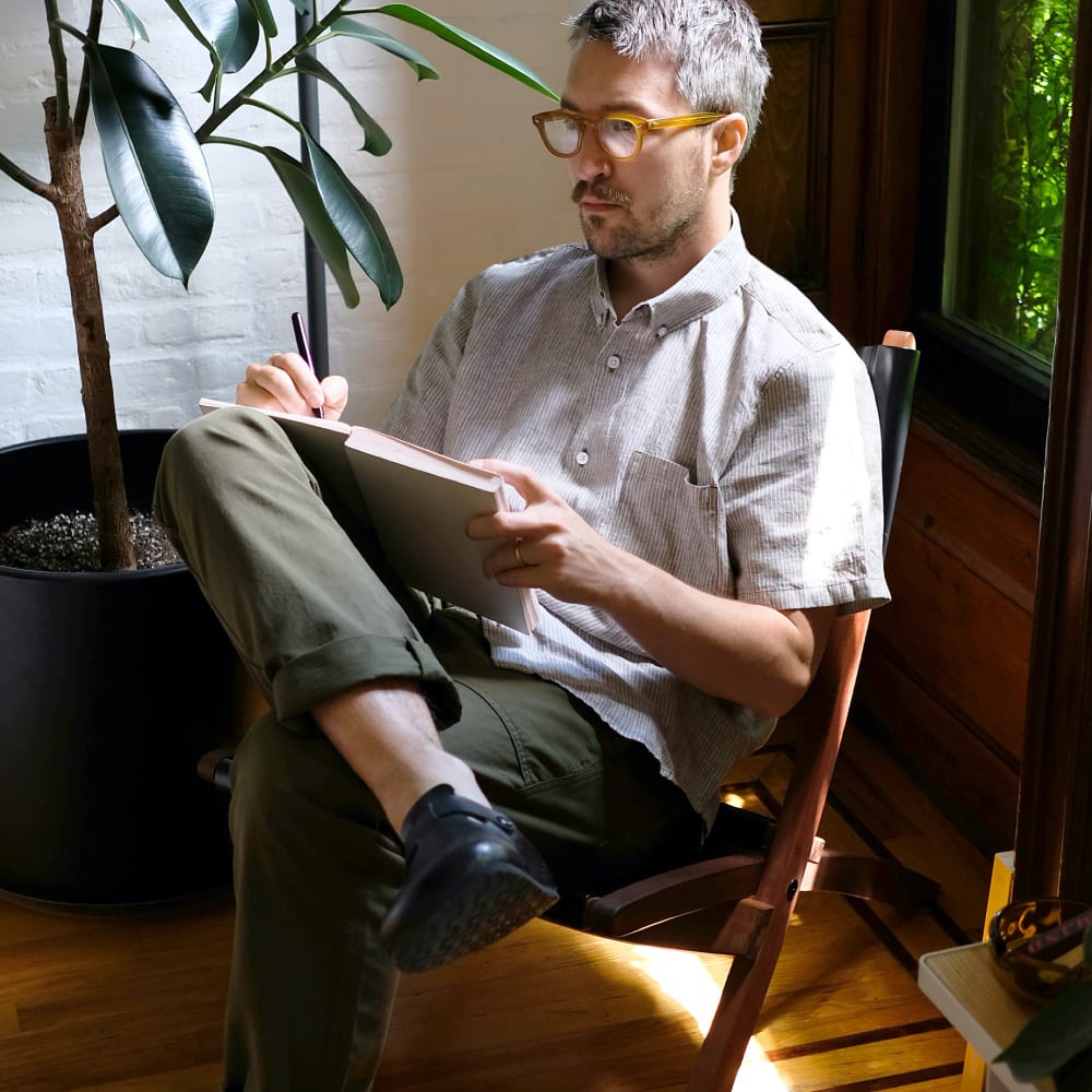 The Classic Short-Sleeve Shirt in Linen | Stone / White Stripe