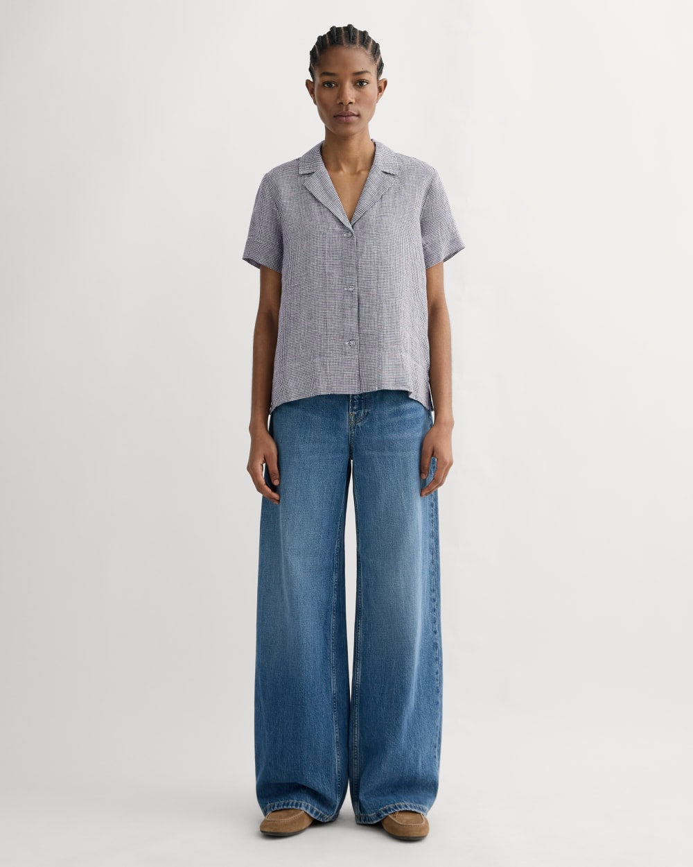The Notch Shirt in Linen | Midnight Navy Gingham